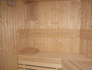 Wnętrze sauny - ilustracja do tekstu zalety sauny